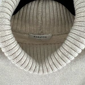 Aritzia Babaton 100% Merino Wool Sweater